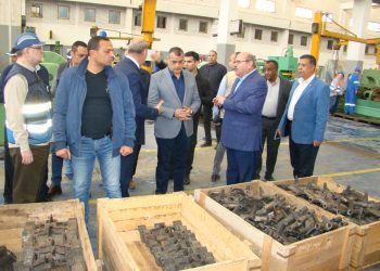 Military production minister underlines importance of seeking to achieve maximum standards of quality