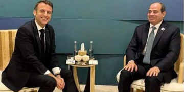 President Sisi meets Macron in Dubai