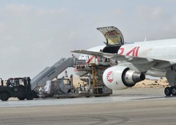 El Arish airport receives 5 planes laden with 131 ton aid to Gaza
