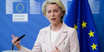 EU adopts 118 million euros aid plan for Palestinian Authority 1 - Egyptian Gazette EU adopts 118 million euros aid plan for Palestinian Authority