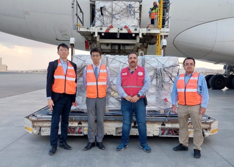 Japan delivers Gaza’s humanitarian aid to Egyptian Red Crescent 2 - Egyptian Gazette Japan delivers Gaza’s humanitarian aid to Egyptian Red Crescent 1 - Egyptian Gazette