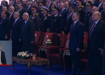 Sisi calls for observing minute of silence over Egyptian, Palestinian martyrs