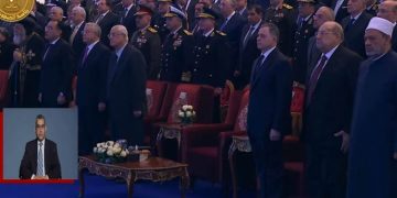 Sisi calls for observing minute of silence over Egyptian, Palestinian martyrs