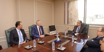 Electricity minister discusses with Siemens officials boosting co-operation 1 - Egyptian Gazette Electricity minister discusses with Siemens officials boosting co-operation