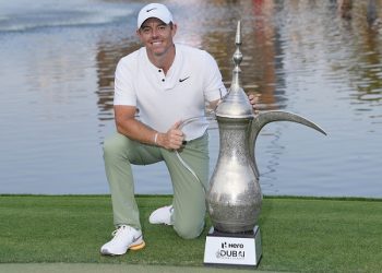 McIlroy grabs Dubai Classic