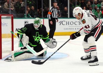 Mason scores in Stars’ 8-1 rout of Hawks