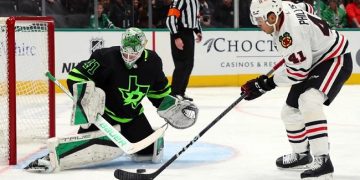Mason scores in Stars' 8-1 rout of Hawks 1 - Egyptian Gazette Mason scores in Stars’ 8-1 rout of Hawks
