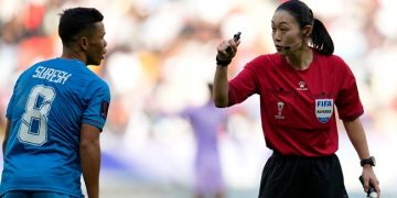 Yoshimi becomes 1st female ref at Asian Cup