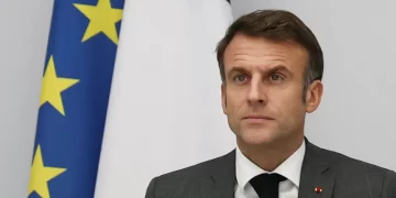 Macron Calls for avoid escalation in Lebanon