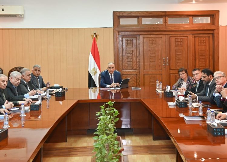 Research, creativity important to address water resources' challenges - min. 1 - Egyptian Gazette