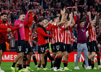 Barcelona knocked out of Copa del Rey as Athletic hit extra-time double