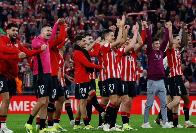 Barcelona knocked out of Copa del Rey as Athletic hit extra-time double 1 - Egyptian Gazette