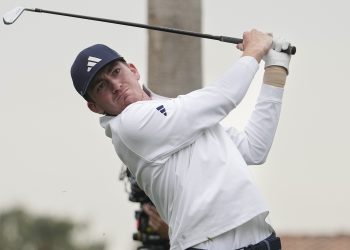 Dunlap joins PGA Tour after breakthrough win