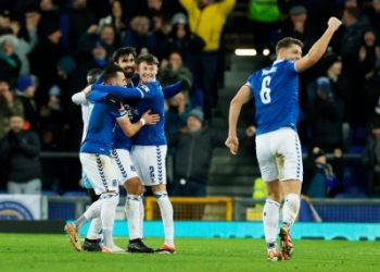 Forest, Everton move into FA Cup fourth round after troubled week