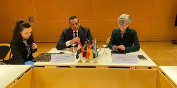 Talks on stronger local development ties with Germany
