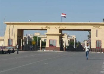 30 injured Gazans cross Rafah terminal into Egypt