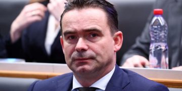 Overmars banned from world football over inappropriate behaviour towards women