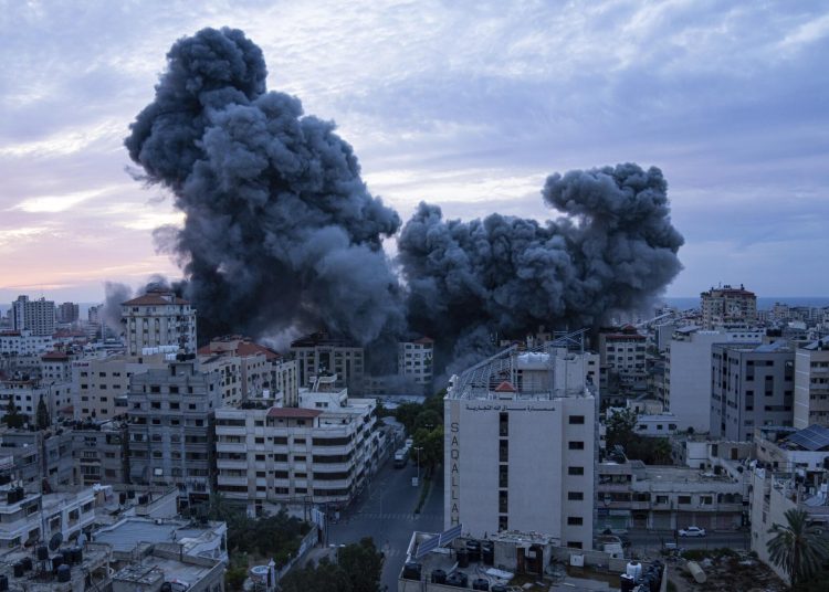 Israeli airstrikes on Gaza claim dozens of lives as Israel's aggression enters its 101st day 1 - Egyptian Gazette
