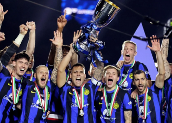 Martinez fires Inter to Super Cup glory