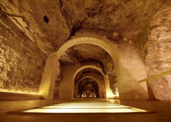 Serapeum: Saqqara mysterious site