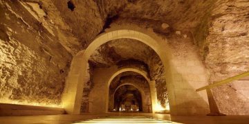 Serapeum: Saqqara mysterious site