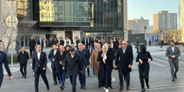 Housing min. visits Chinese projects to stand on modern management systems