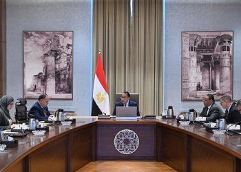 PM follows up progress in implementing 1st phase projects of “Decent Life” initiative