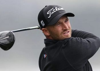 Clark breaks record at Pebble Beach