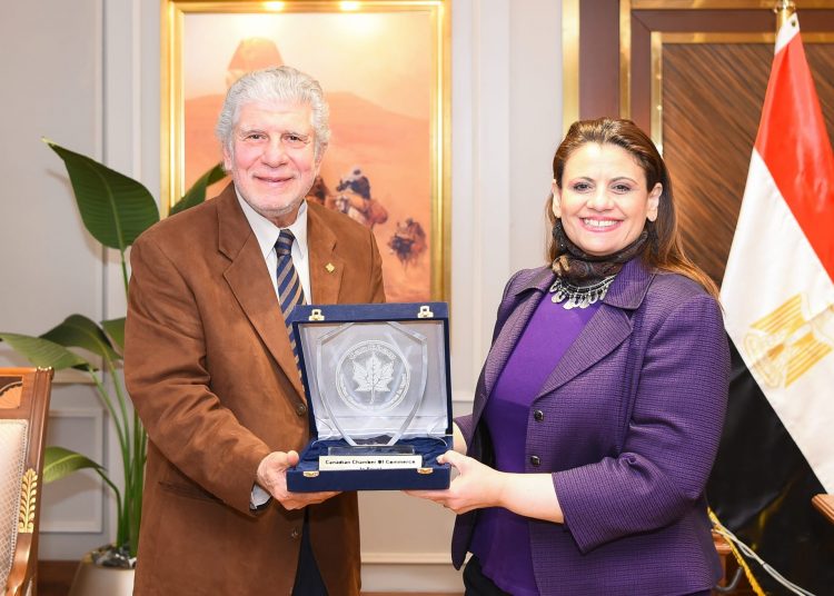 Egypt’s markets lure investments - Emigration min. 2 - Egyptian Gazette Egypt’s markets lure investments - Emigration min. 1 - Egyptian Gazette