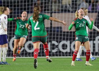 Mexico upsets US in Gold Cup