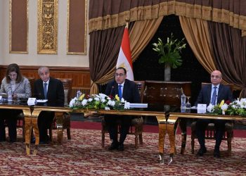 PM directs supervision to ensure availability of goods for Ramadan