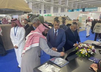 Military production min. inspects pavilions of second World Defence Show in Riyadh