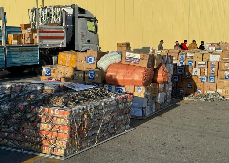 Pakistan dispatches new batch of relief goods for Gaza 2 - Egyptian Gazette Pakistan dispatches new batch of relief goods for Gaza 1 - Egyptian Gazette
