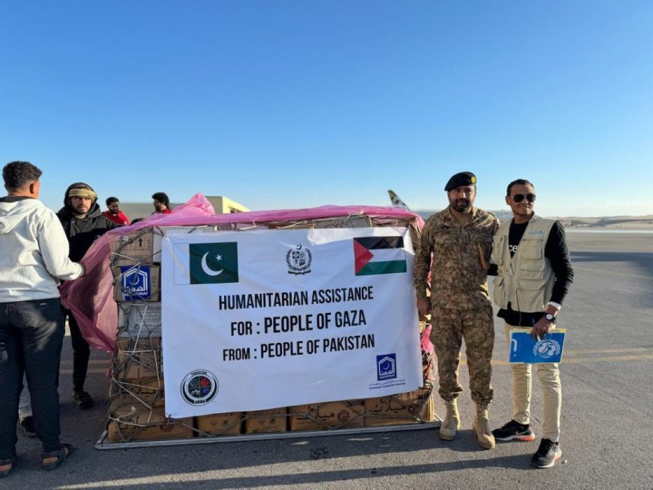 Pakistan dispatches new batch of relief goods for Gaza 6 - Egyptian Gazette Pakistan dispatches new batch of relief goods for Gaza 5 - Egyptian Gazette