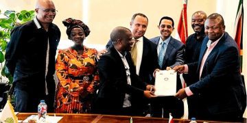 CFC and Evergrow signs a MOE with “ECDC” and “CHDA” for partnership in Agrologistics services in South Africa 2 - Egyptian Gazette CFC and Evergrow signs a MOE with “ECDC” and “CHDA” for partnership in Agrologistics services in South Africa 1 - Egyptian Gazette
