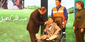 President Sisi keen on shaking hands with Palestinian child Abdullah