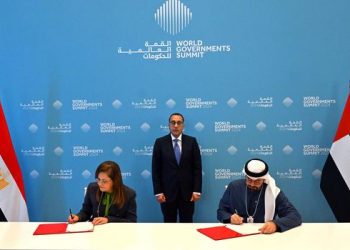 PM witnesses signing ceremony of MOU annex in the field of government development with UAE