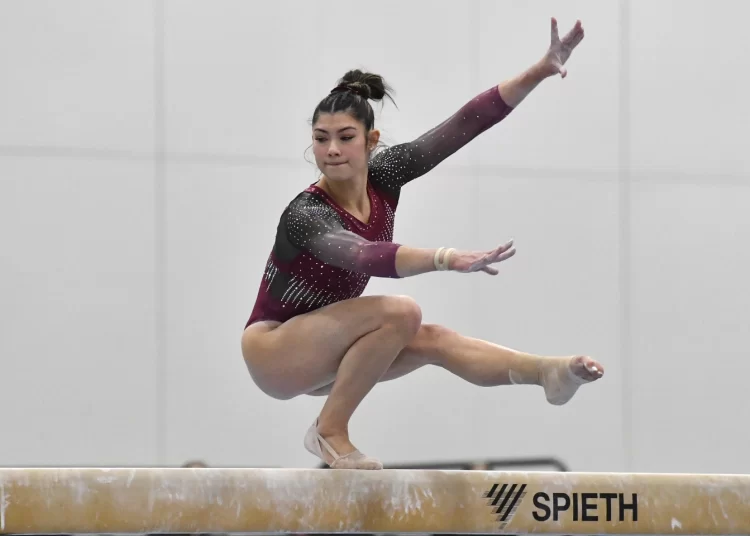 Kayla DiCello takes gold in USA Gymnastics Winter Cup, Olympic champ Sunisa Lee falls on bars, beam 2 - Egyptian Gazette Kayla DiCello takes gold in USA Gymnastics Winter Cup, Olympic champ Sunisa Lee falls on bars, beam 1 - Egyptian Gazette