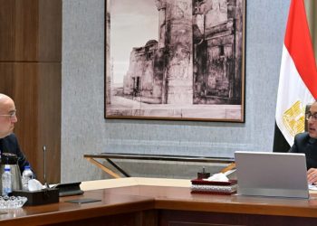 PM reviews standards to establish public free zones