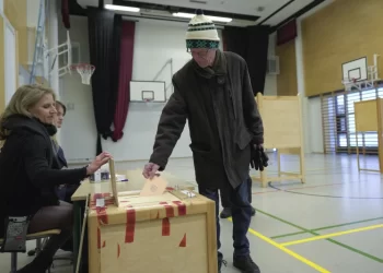 Finns vote for a new president who will guide policy for the new NATO member and neighbour of Russia