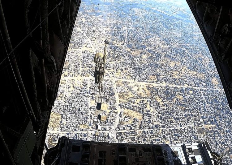 Egypt takes part in int'l alliance to airdrop humanitarian aid on the Gaza Strip 1 - Egyptian Gazette