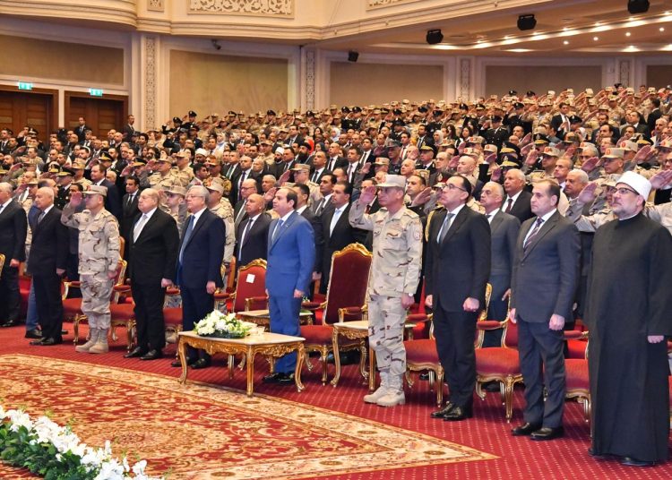 Sisi salutes martyrs and war veterans during Day of Martyr's celebration.