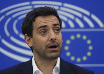 French FM: I will discuss with Egyptian, Jordanian counterparts in Cairo political solution to ME crisis