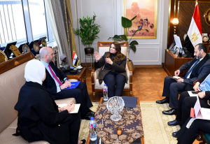 Emigration min.: We seek to enable Egyptians abroad to support national economy 9 - Egyptian Gazette