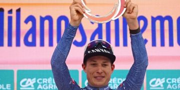 Philipsen triumphs over Pogacar in Milan
