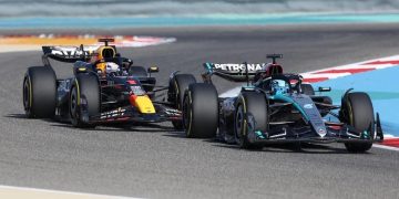 Mercedes dominate Bahrain practice