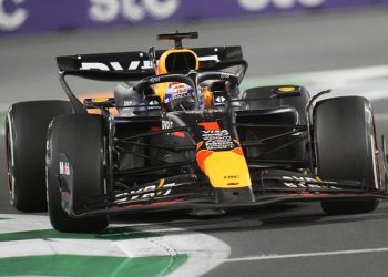 Verstappen clinches Saudi GP