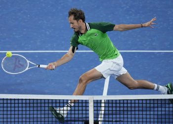 Medvedev, Rublev advance to Dubai semis