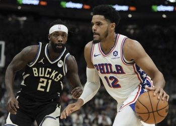 Knicks roll past Blazers 105-93