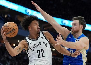 Bucks hold off Nets 115-108